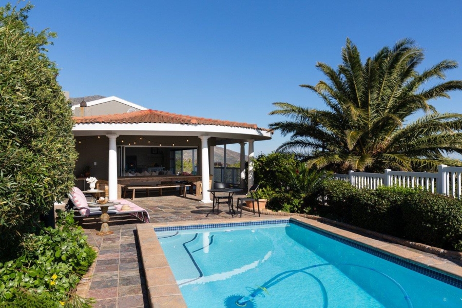 4 Bedroom Property for Sale in Camps Bay Western Cape